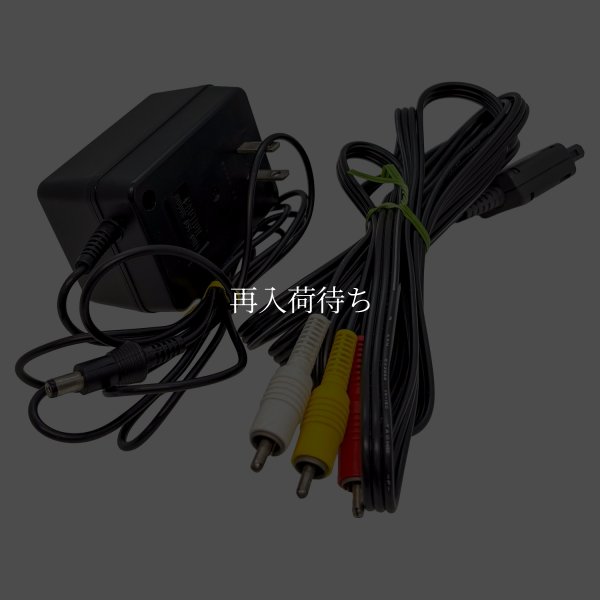 NEWファミコン本体 【ファミコン】 / 動作確認済み 外装清掃済み / NEWファミコンConsole System for NES (Famicom) - Tested & Cleaned